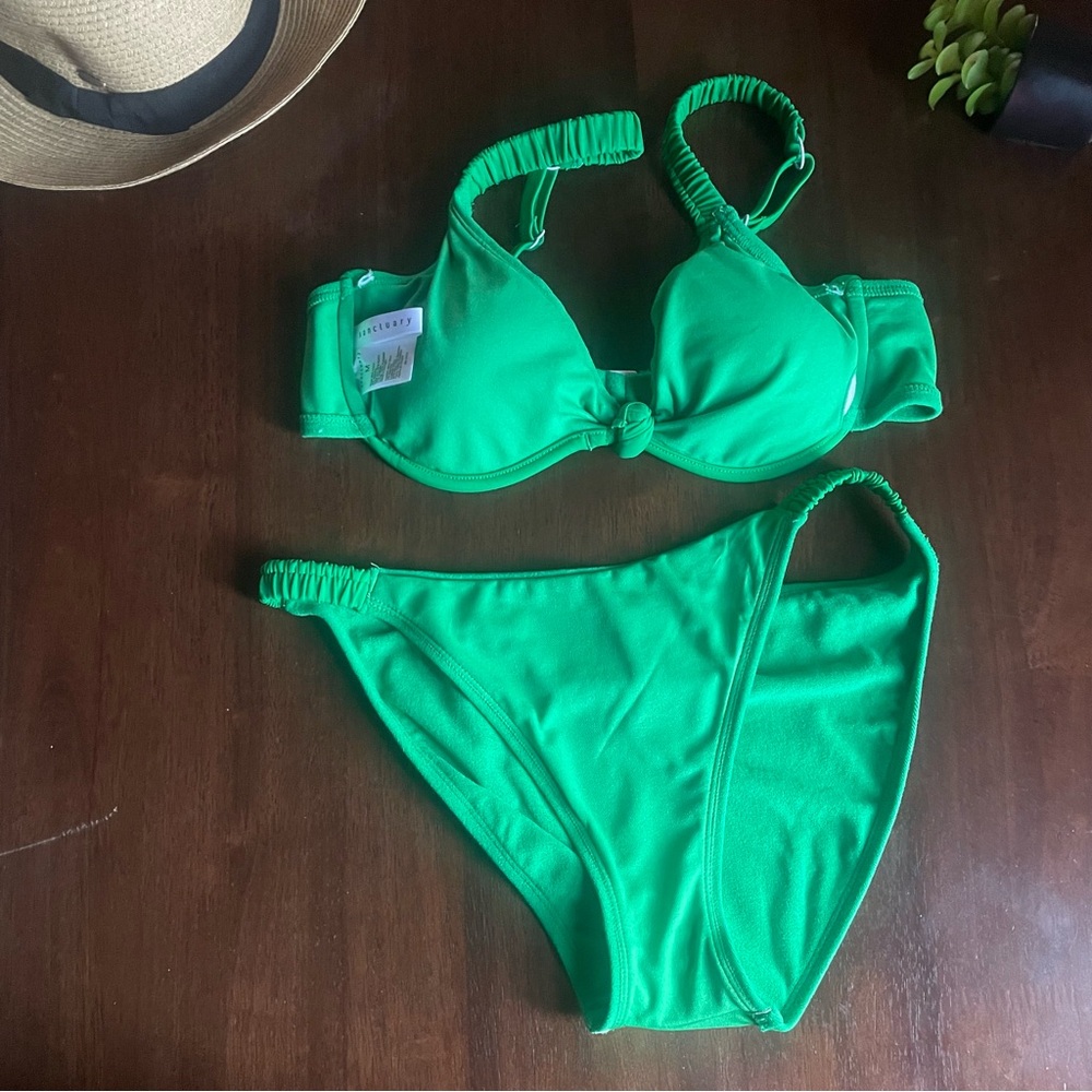 Sanctuary  Swim Sandbar  Kelly Green Solid  Bikini Set Size Medium - Picture 3 of 12